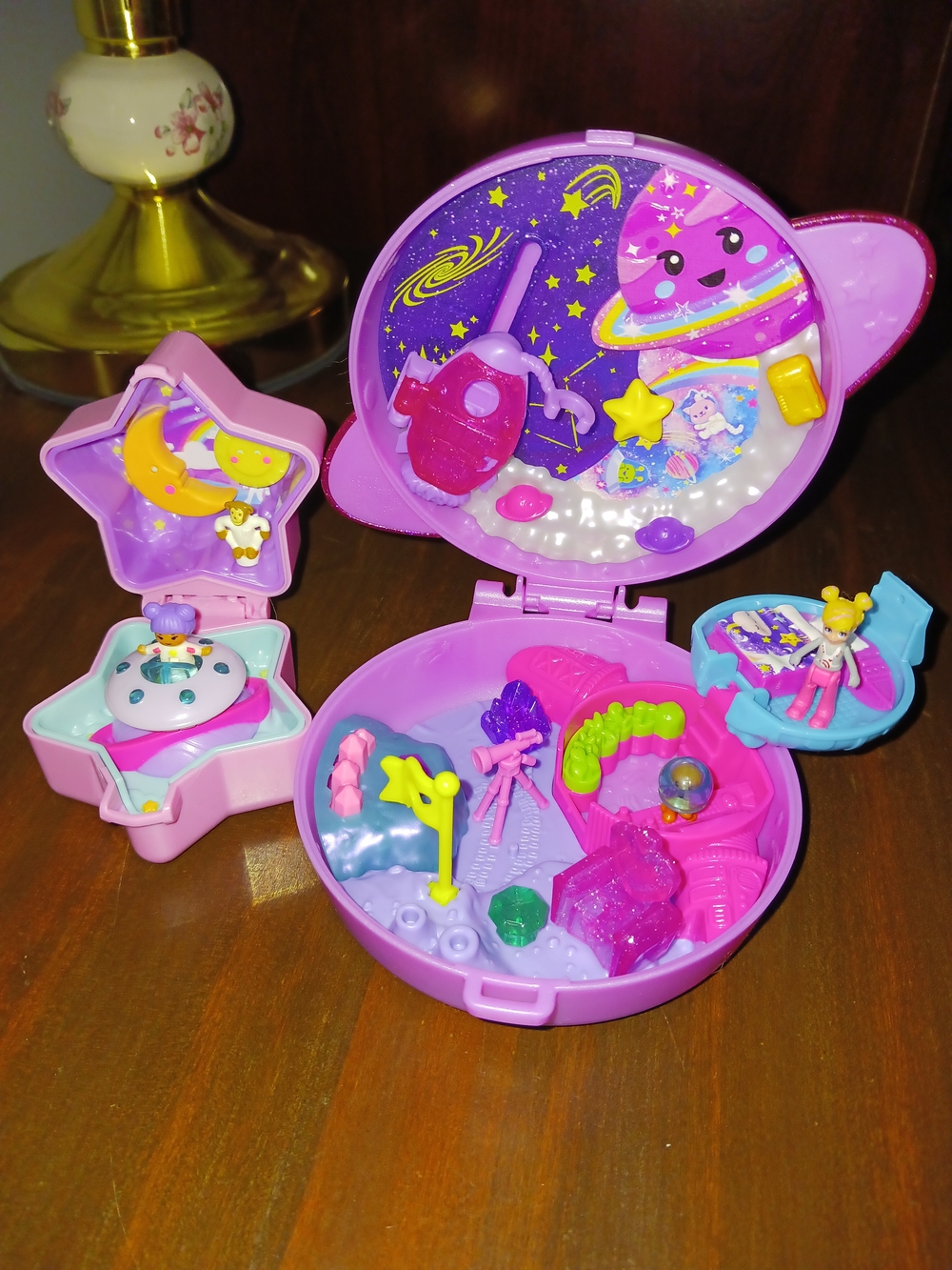 Lot of 2 Space Polly Pocket Playsets Including Keepsake Collection Compact 2025